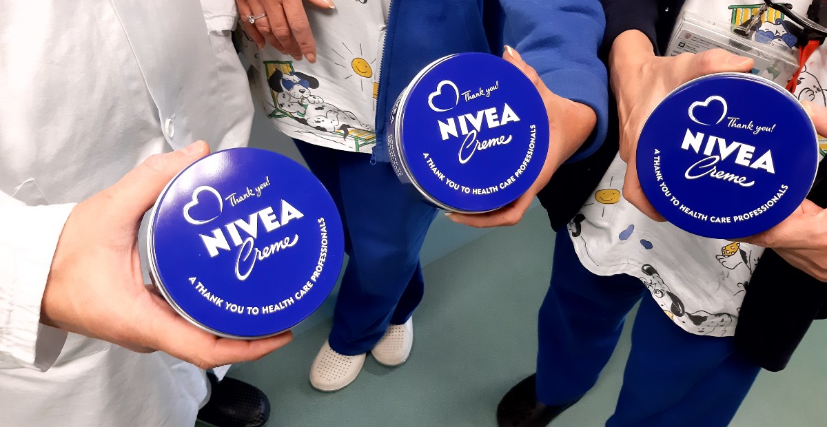Creme Nivea in regalo agli infermieri dell’ASST Pini-CTO